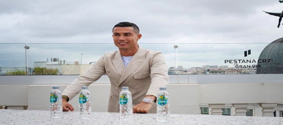 Ursu9. El agua de Cristiano Ronaldo
